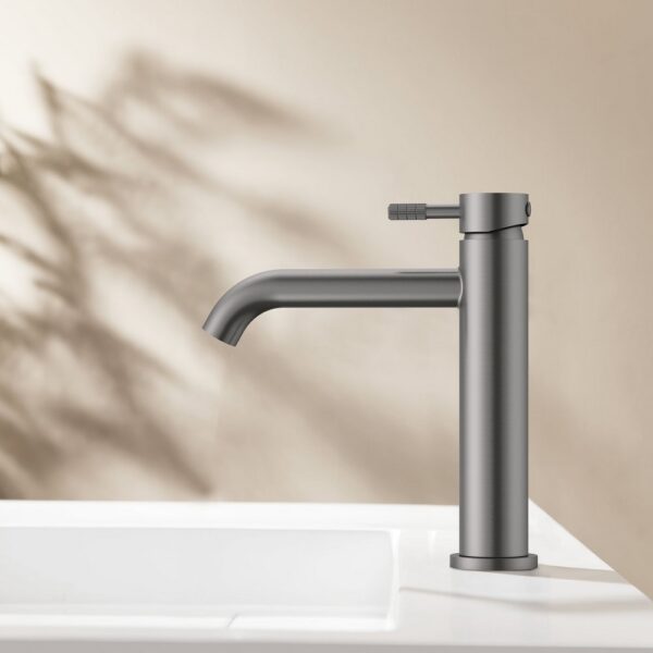 STRIA Wastafelmengkraan met Cold Start en Geribbelde Hendel Gunmetal (PVD)